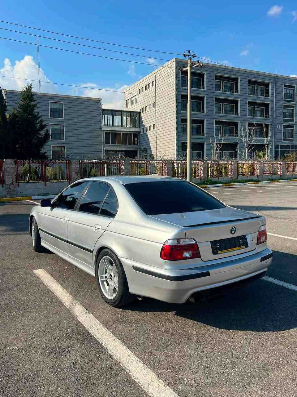 Msport
ماشاءالله لەماڵی هەموولایەک 🤲🧿مۆدیل2000مەکینە 528i دەبڵ دجیتال دەبڵ گێڕ.
Abs بەشەرت 
.سوکان بیلاد .جام ئۆتۆ و شەباح   کوشن جڵد  هیتەر 
  مەنەفیست ئەسڵی ابراهیم خەلیل 2019 داخڵ بوە.200 هەزار حەقیقی رۆشتوە  زۆر خاوێن ماوەتەوە .  حیزام بۆیاخ ، چوار ویل و تایەی لۆکی بۆ بەستراوە ، کامل مەسرەف کراوە 
 .بەردی گزۆز ماوە بەشەرتی فەحس
مەکینە گیر تەبریت ساردوگەرم براوەو موس بەشەرت .کارەبای بەشەرتی کۆمپیتەر  ماشاءالله سەیارەکەزۆر  لەرسمەکان جوانترە رانية, السليمانية


**إذا كنت صاحب هذا الإعلان وتريد حذفه لأي سبب، رجاءا أرسل رسالة إلى الدعم الفني**