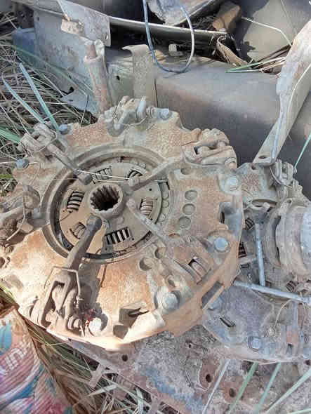 السلام عليكم ادوات تفصيخ مكينا اكرفول البيع تفصيخ كيرمحرك كلشي موجود ***********واسط عزيزيه
