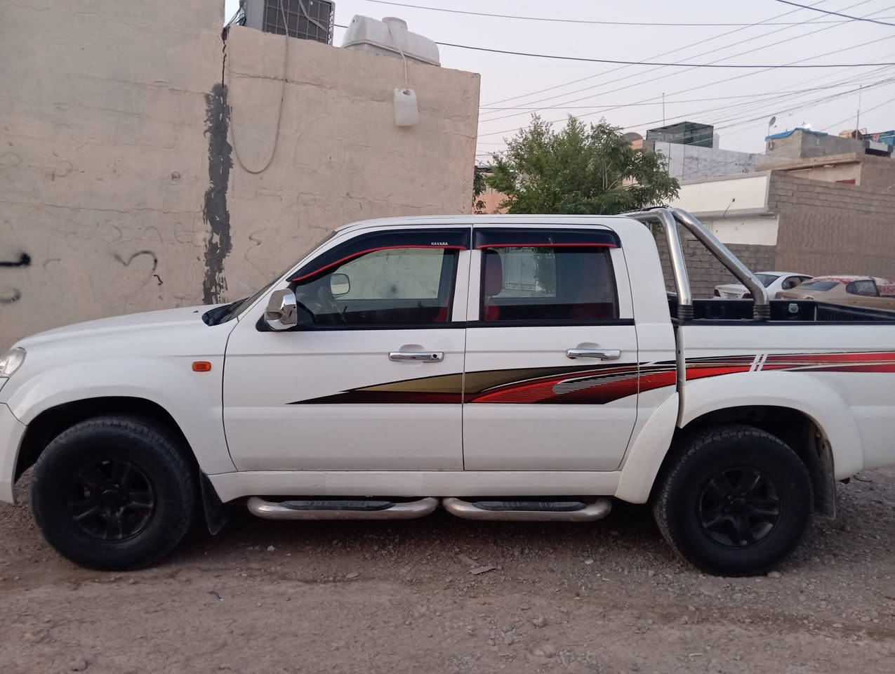 السيارة للبيع 🚗
موديل: 2013
ناقل الحركة: عادي
القير والمحرك: بشرط
السنوية جديدة
السيارة باسم والدي
عليها 4 إطارات لوك
السيارة نظيفة
بشرط الغرامة
💰 السعر: 57 
📍 الموقع: كلار
📞 ***********
