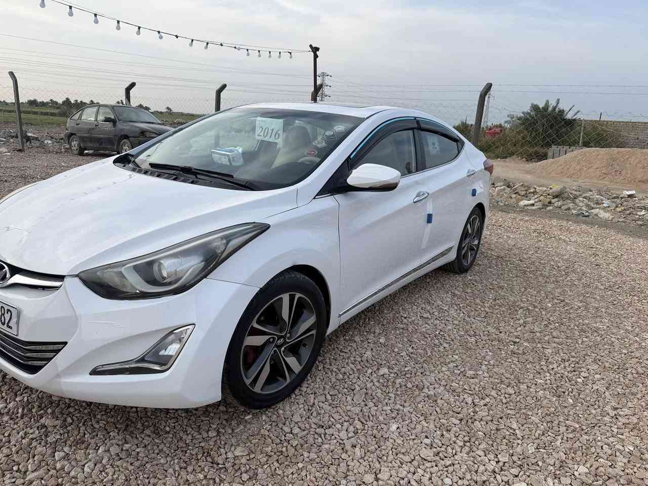 سوناته للبيع موديل 2016 رقم بغداد نكليزي صبغ بس حزام جماليه تحويل ثاني يوم محرك 1800 كير مكفول تخم تاير باتري جديد حداديه جديد تاخذ السياره ماتخسر عليه الف دينار 
تتصل بيك خير وتدلل *********** راهي ابو علي 
المكان النجف الاشرف 
ناحيه القادسية
