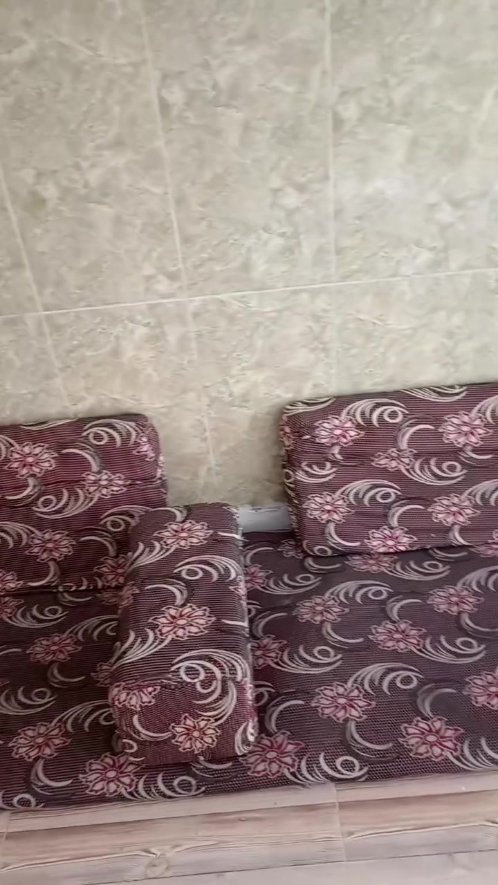 تعال يمي
نص جلسه ٣دواشك نص بيع سريع
٣٠ يريدهة يجي يشيلهة
الاتصال ***********
الحر سواده مدرسه حسام
