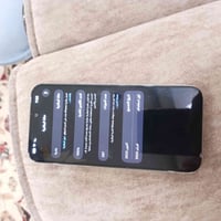 15 برو ماكس ذاكرة 512 بطارية 100 جهاز جديد استخدام قليل شخط مابي السعر...