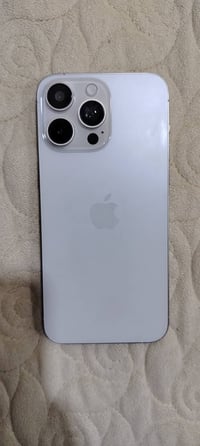 موبايل ايفون 15 الامريكي الباب الثاني شرط كله شغال الذاكره 256 السمر30...