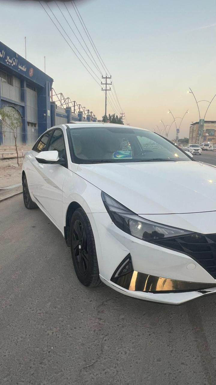 للبيع النترا 2023
وارد خليجي 
كوري اصل 
كير Atm المرغوب مو سي في تي 
مكينة 1.6 
مواصفات الخليجي معروفه 
بيها بارد بالجاملغ الخلفي كد شبر وشخط بايسكل كما موضح في الصور عدى ذلك كفالة 
ماشيه 76 
مستعجل ورايدها ب147 وبيها مجال بسيط حك الجيه 
مكان السيارة البصرة الزبير 
رقم الهاتف 
*********** Singapore
