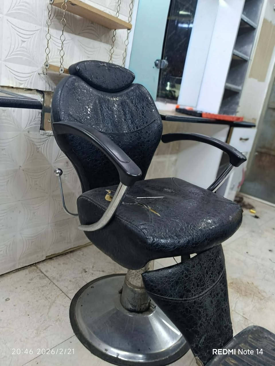 سلام عليكم شباب عندي غراض حلاقة للبيع جو السوك ومستعجل على بيعتهم ميوزه 2 وجام الي وره الحلاق  هم سعره 60 كرسي مال حلاقه سعره40 سخان مال محل سعره25 مغسله سعره20  بعني غراض ارخص من الرخص  عنوان كركوك حي العسكري يم جامع صالح  بهاء الدين


**إذا كنت صاحب هذا الإعلان وتريد حذفه لأي سبب، رجاءا أرسل رسالة إلى الدعم الفني**