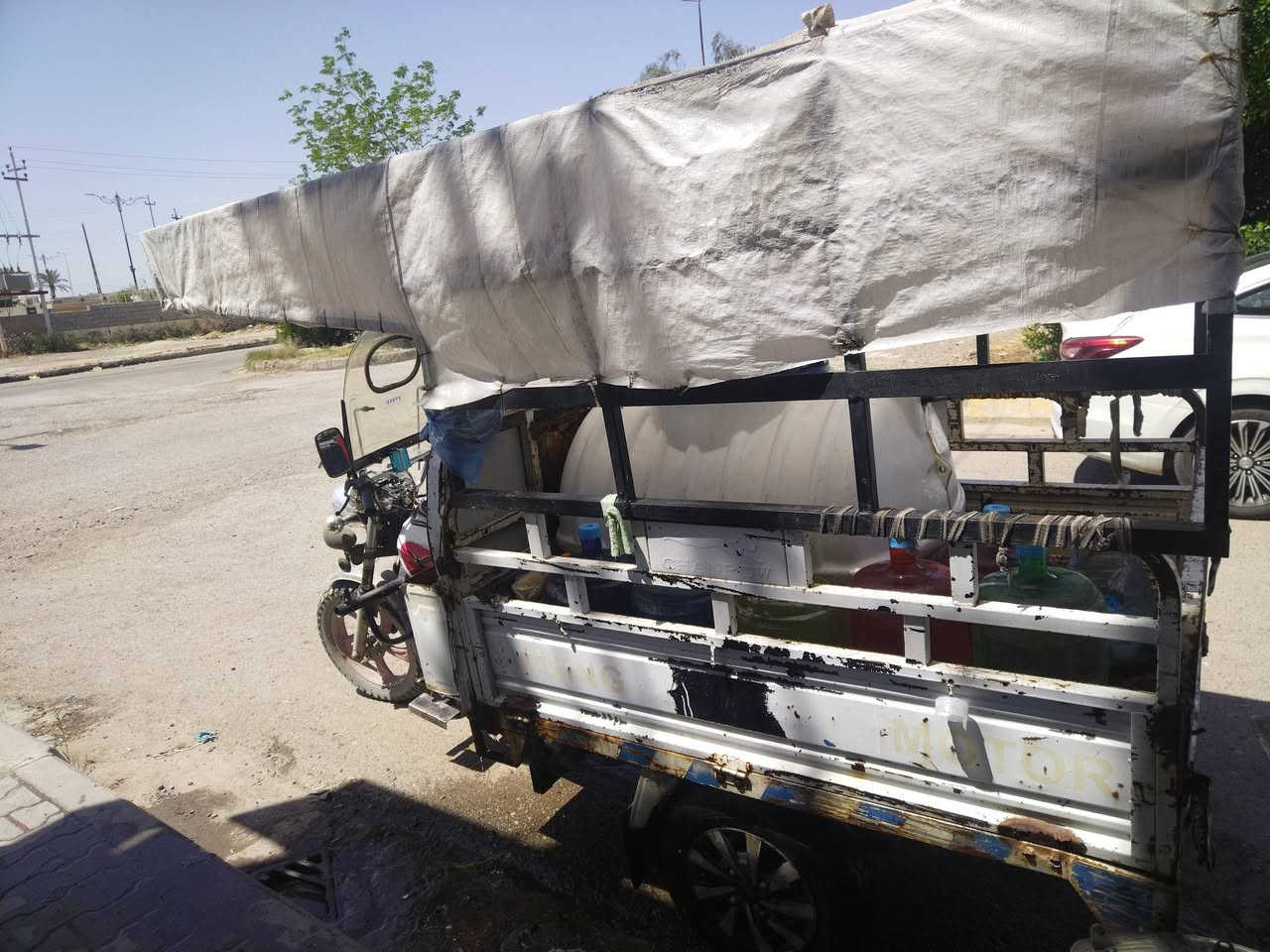 ستوته ام طير مديل 2017بيهه رقم وسنويه مابيهه نقص كبل شغلها وروح السعر مليونين و300 مكاني ديالى بهرز رقم ***********
