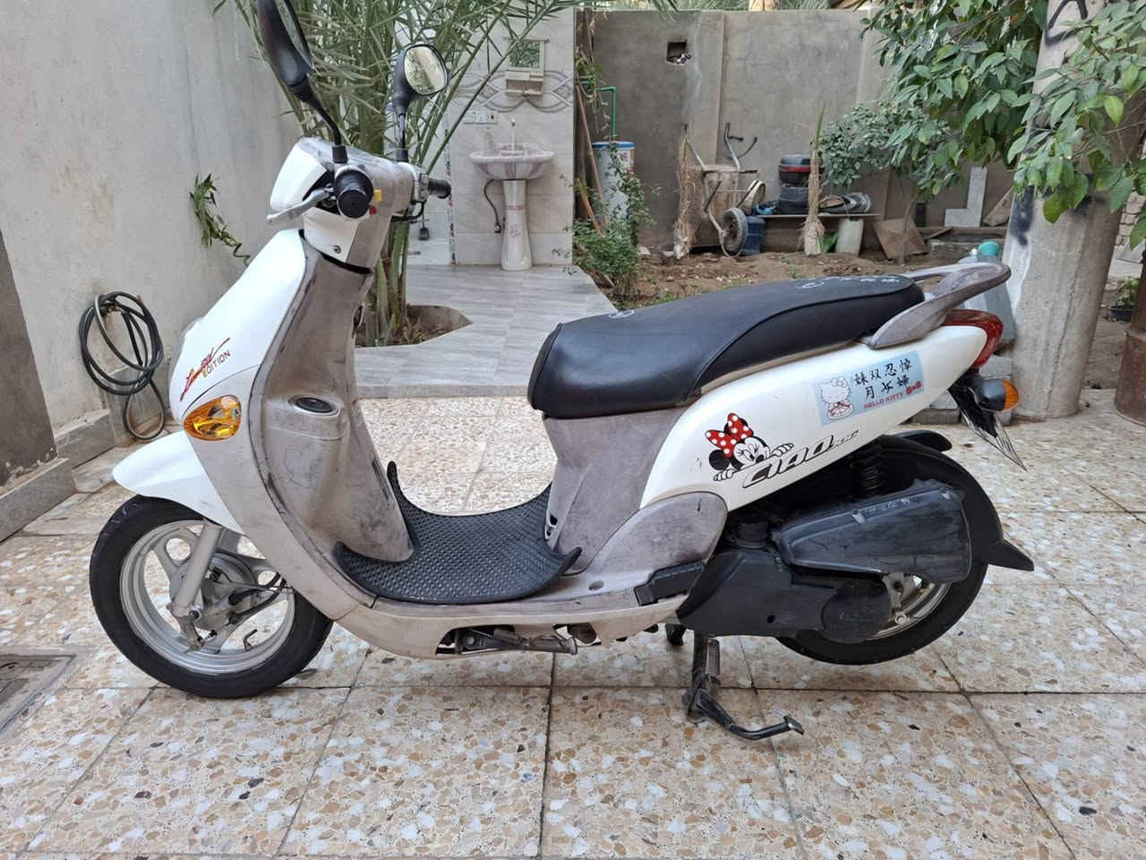 السلام عليكم دراجه للبيع مايحتاج احجي مواصفات دراجه رمبه صاللها 10 ايام نازله من العزيزيه بيدي اكفلك حته التراب البيها ***********  بس واتساب او تعلق واني اراسلك سعر 1100 وبيها مجال للطيبين وتحياتي 🌀🌀
