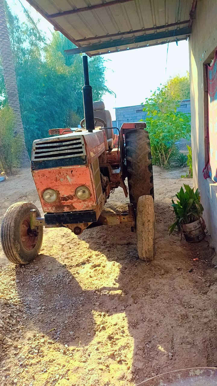 مكينة عنتر ٨٠ للبيع سعر ٥ملاين وبيه مجال عنوان الخالص هبهب رقم الهاتف ***********
