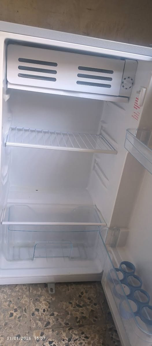 السعر 100 الستفسار ***********
