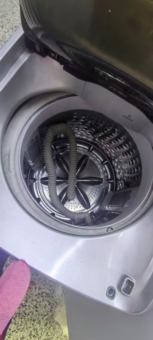 غسالة اوتوماتيك سامسونج ١٦ كيلو كورية اصلية ما بيها عربي شغالة ١٠٠ ٪ عالفحص بدون تصليح للبيع التواصل خاص او على الرقم ***********. مكاني بغداد الدورة ابو دشير
