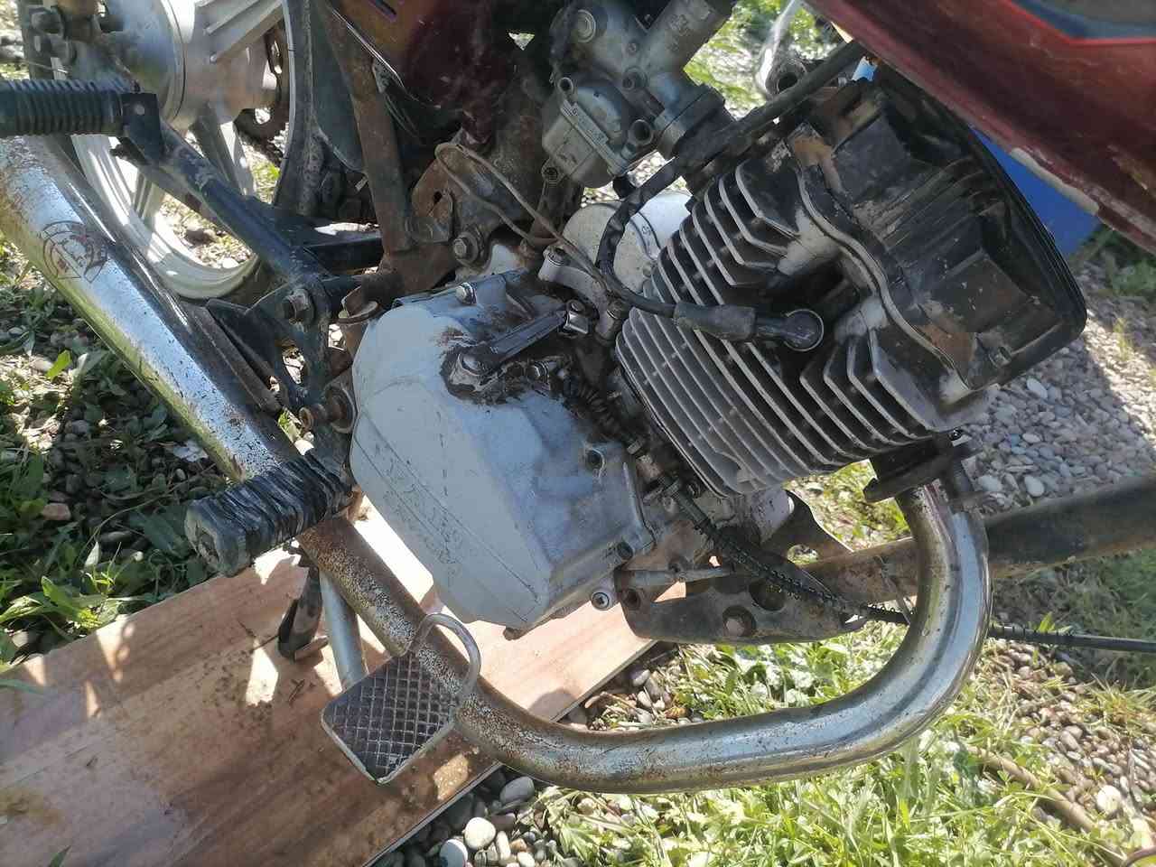 سلا عليكم ماطور للبيع محرك كيم فحم نظيف مفرحوي لحضن رقم بيوس *********** علي
