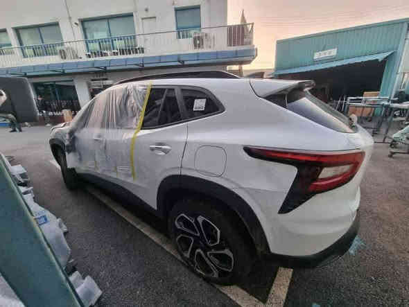 سلام عليكم تراكس 24 سياره اقتصاديه Rs  
رادار امامي 
رادار خلفي جوانب 
فول عده الفتحه
يرباكات سليمه
ماشيه50
سياره راجعه بارد
رقم بغداد بسمي
سعرها140$ وموضح حادثها بلصور 
‭0773 558 6885‬
