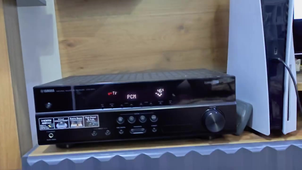 Yamaha HTR 2071 5.1 ch جهاز ياماها مسرحي 5.1
٢٤٠ واط منفذ HDMI 2.1 ARC   يدعم 4k 60hz 
مع منفذ صبووفر (دمام) يعني بيه مضخم داخلي  (اذا عندك صبوفر عادي مو كهربائي تكدر تربطه مباشر ) بالاضافة لمنفذ preout   الجهاز نظيف جدا مع الريموت وباقي المواصفات واضحة بالصور السعر ٣٠٠ الف مكاني موصل لا يوجد توصيل


**إذا كنت صاحب هذا الإعلان وتريد حذفه لأي سبب، رجاءا أرسل رسالة إلى الدعم الفني**