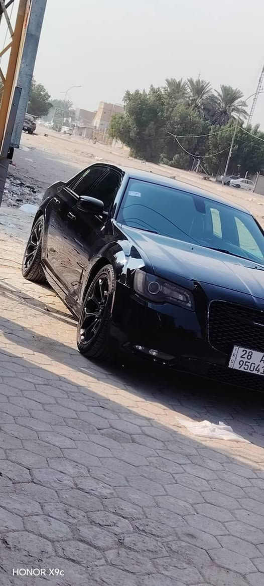 سلام عليكم اوباما مديل ١٩ مرمزه ٢٣ حادثه موجود بل صور السيارة S تعرفون مواصفات S السياره نضيفه كلش
ماعايزه برغي من حداديه ومكينه وكير كل نقص مابيها السياره دمام خلفي مكان نجف رقم الهاتف *********** اتصل بيك خير ودلل
