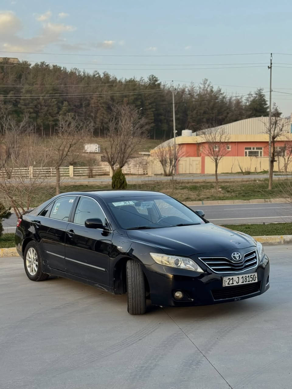 س
سەرەتا بەناوی خوای گەورە و میهرەبان
کامری ڕەشی قەتران کلین بێ بۆیاغ
2010 مواسەفات ئەمریکی
سەیارەکە زۆر پاک ماوەتەوە بێ مەسرەفە
چوار تایەی نوێی لەژێرە
تازە ڕۆنی گۆڕدراوە
سەیارەکە بێ تەقە و ڕەقەیە زۆر توند و تۆڵە
گێڕ و مەکینە بە شەرت
سەیارەکە بەناوی خۆمانەوەیە .
نرخی 105$
شوێن قەڵادزێ
***********
