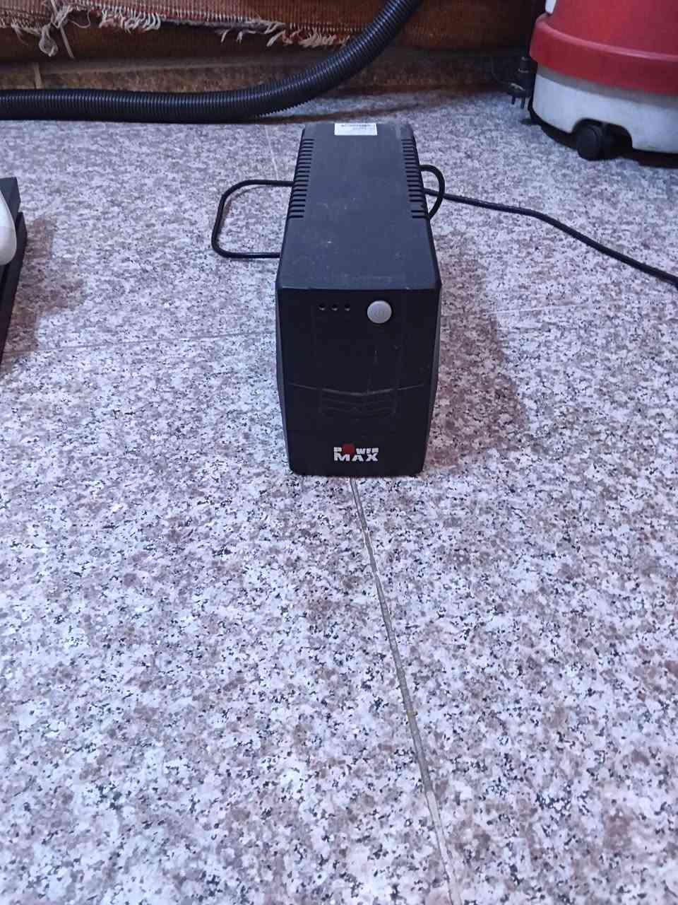 السلام عليكم ps4 فات اون لاين مع يدتين اصليات الذاكرة 512gb 
مع ups 850v السعر 225 الف قفل 
المكان بغداد السيدية 
الرقم ***********

