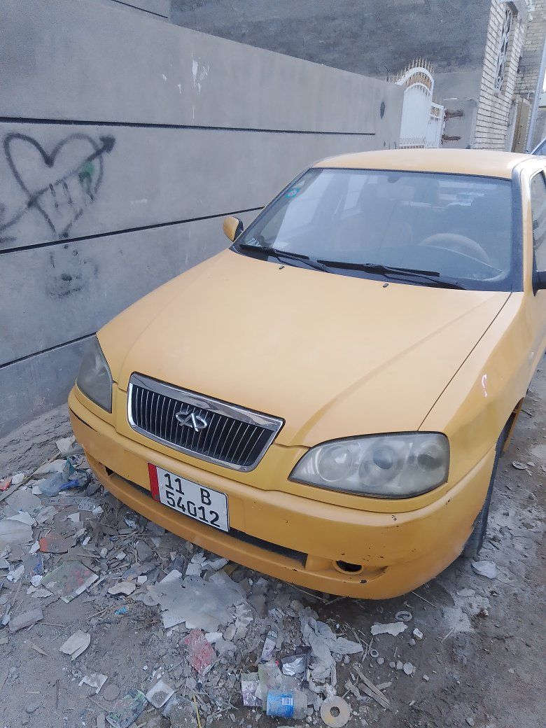 سلام عليكم ورحمة الله وبركاته 
شيري كوين رقم بغداد إنكليزي . للبيع موديل 11 كير او محرك بلاد سيارة مكفولة . تبريد جديد . كشرها احله من الي بصورة سيارة جاهزة ومصفرة هيأءة وغرامات السعر 31 وبيها مجال
العنوان بغداد الدورة المهدية الثانية للاستفسار *********** مجيد أبو وسام
