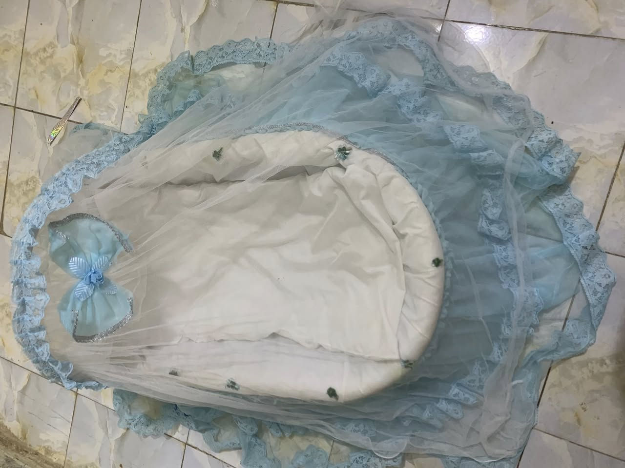 السلام عليكم عندي كريكوت للبيع ب١٥ استخدام اسبوع فقط


**إذا كنت صاحب هذا الإعلان وتريد حذفه لأي سبب، رجاءا أرسل رسالة إلى الدعم الفني**