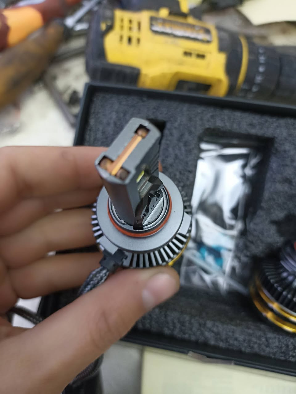 ليد ثلجي 9005 يرهم على اغلب جارجر
3 براد 

شرط اناره عالفحص 

100 الف 

توصيل جميع محافظات 5 الف


**إذا كنت صاحب هذا الإعلان وتريد حذفه لأي سبب، رجاءا أرسل رسالة إلى الدعم الفني**