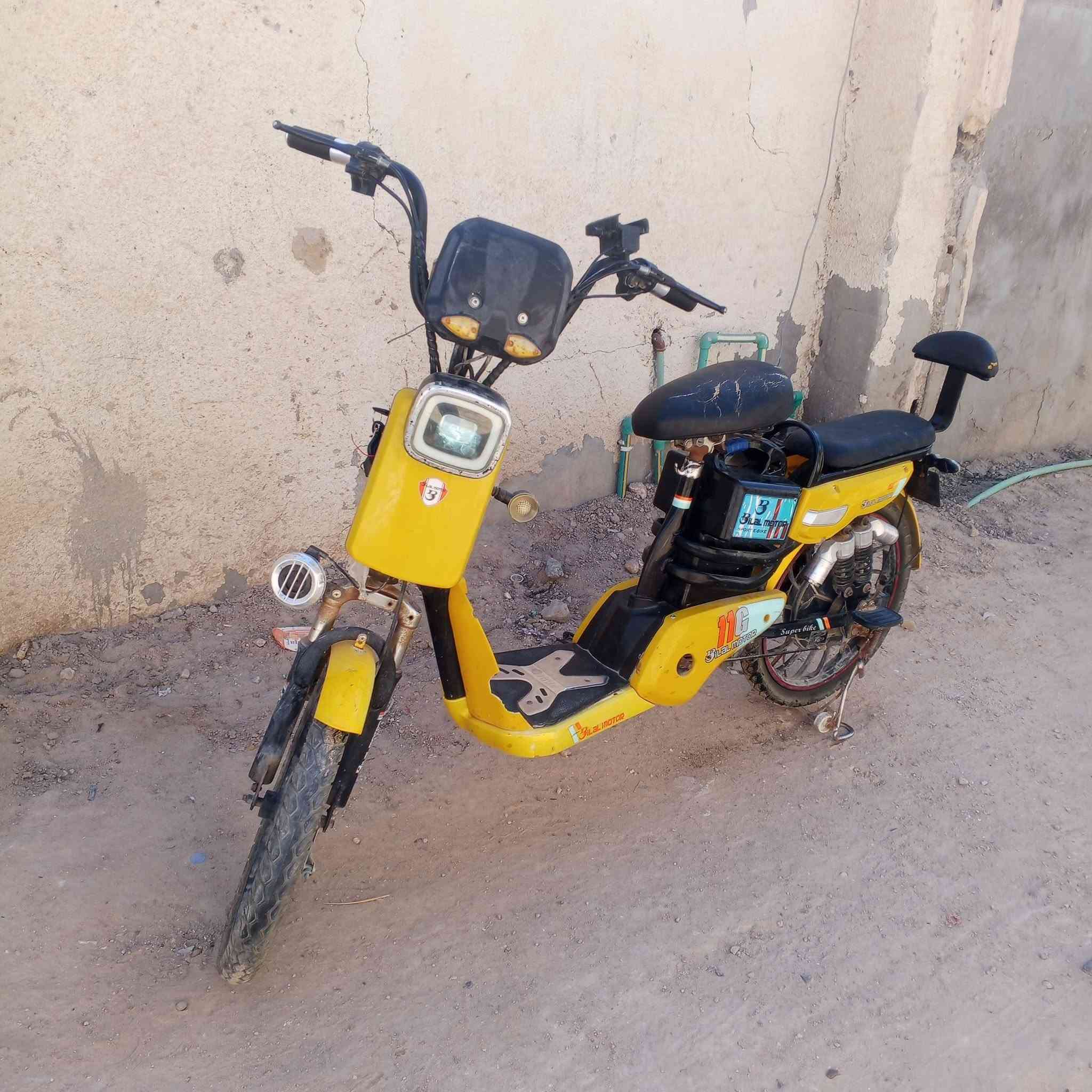 سلام عليكم بايسكل شحن للبيع شغل وجديد السعر 400وبيها مجال اتصل ***********
