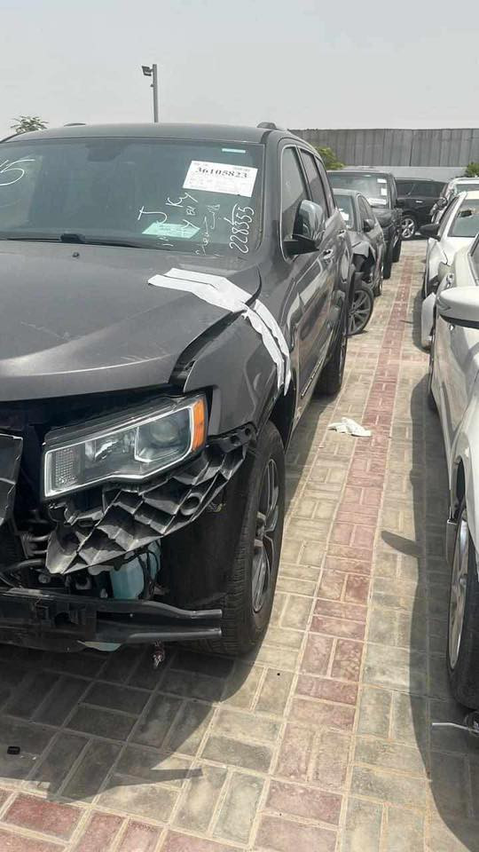 جيب الاريدو مديل 18اصل معليه 21بغداد حره بسمي   فول عده فتحه البيع مروس حسب القناعه هذه رقمي ‭0783 876 4099‬
