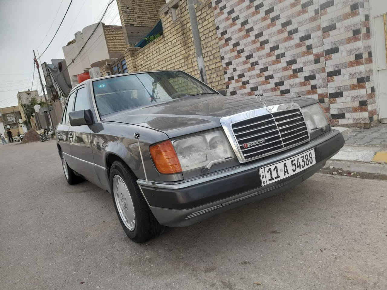 مارسدس دب لبيع موديل ٩١ مكينه بطه حداديد جديد تخم تاير السياره جديده رقم بغداد العنوان واسط قضاء الحي رقم رعيه ***********
