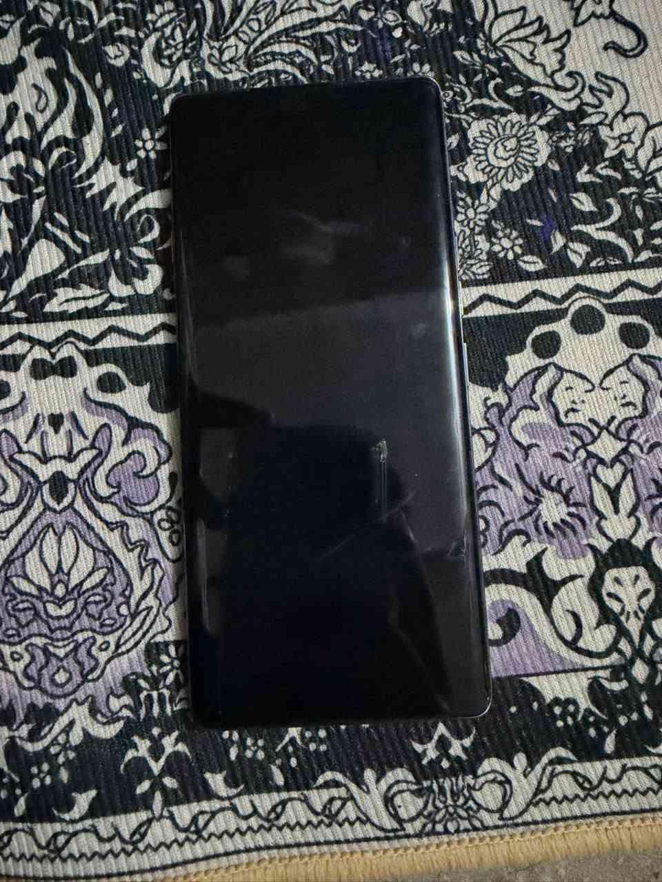 السلام عليكم جهاز تكنو كامون 40 برو 5G كارتون وشاحنه مستخدم شهرين السعر 350 بي مجال حك الجيه ***********

