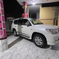 لاندكروز • ٢٠١٠ • رقم بصره