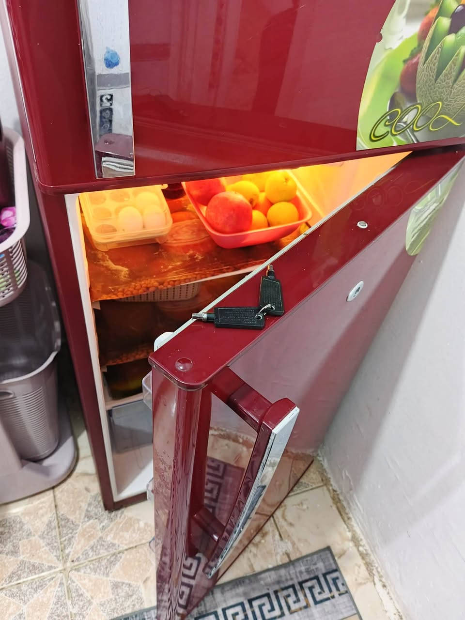 ثلاجة نظيفة سعرها 175 وبيها مجال بسيط مكانها المحمودية


**إذا كنت صاحب هذا الإعلان وتريد حذفه لأي سبب، رجاءا أرسل رسالة إلى الدعم الفني**