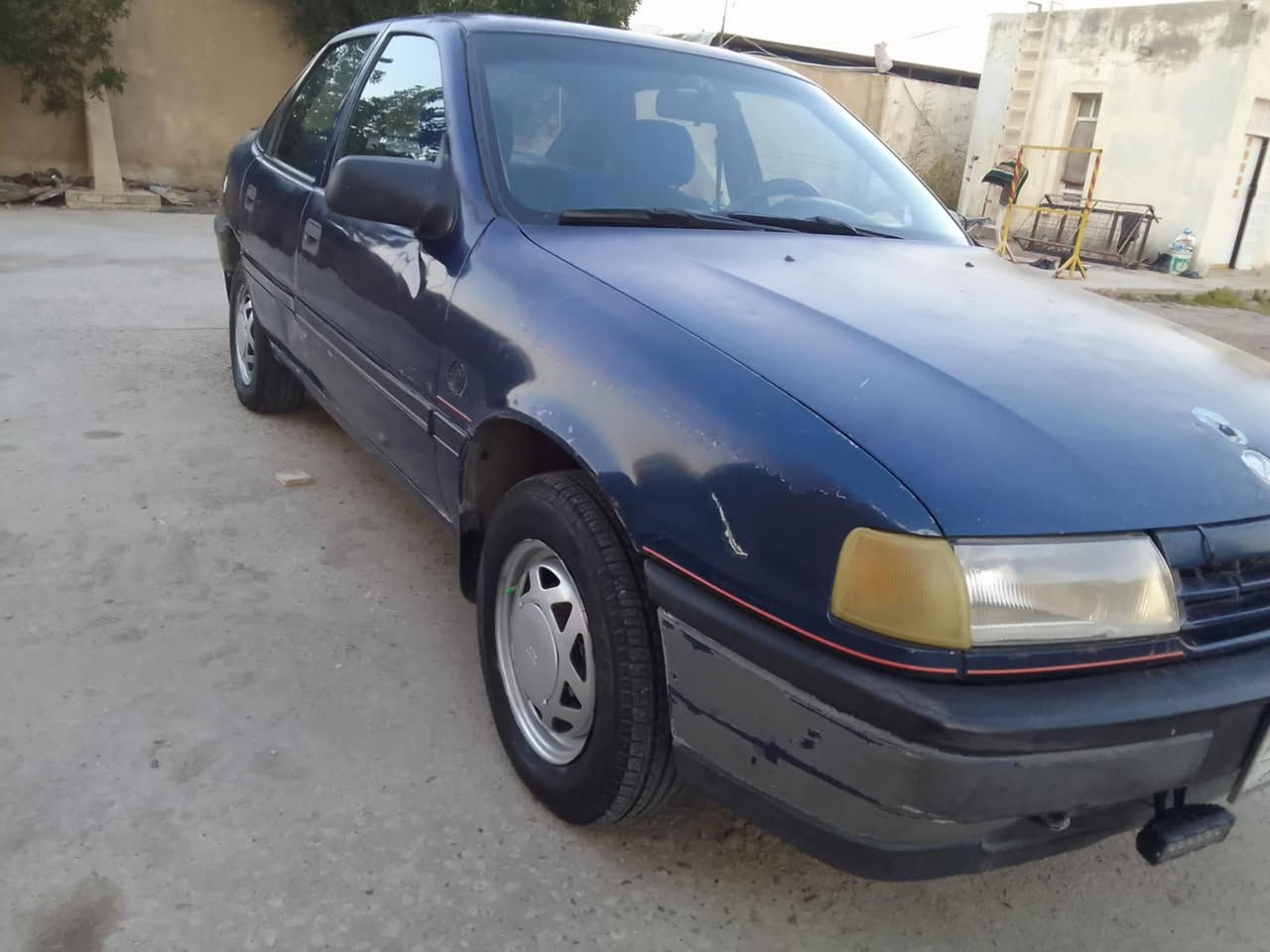 السلام عليكم سيارة اوبل افكتر كير عادي مكينة1600رقم انكليزي بس الصورة قديم سيارة جديد مال جناي كير محرك شرط كھربائي فول سيارة بسمي مكان بغداد الغزالية رقم الاستفسار ***********السعر 35وبيھا مجال الطيبين
