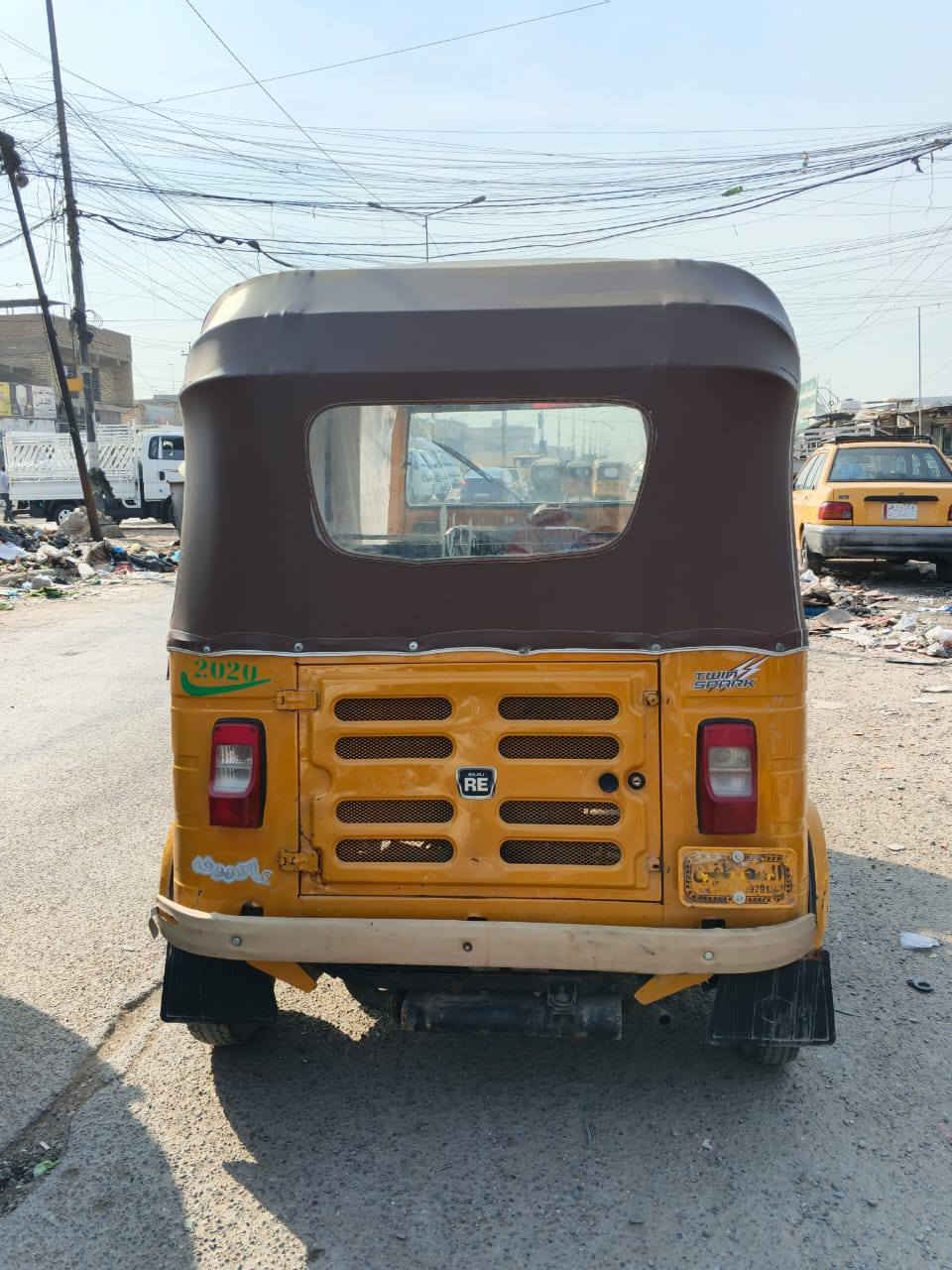 عليكم  تكتك موديل 2020 رقم وسنويه لوحات انكليزيه السعر 6.600 ملاين الرقم *********** مكلف بلنشر هاذا صاحب التكتك اتصلو
