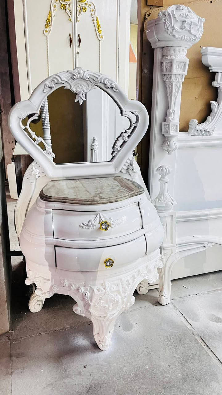 غرفه مستخدم مصري زان دمياطي ملكي درجه اولى المكان بغداد للاستفسار خاص أو واتساب ***********
