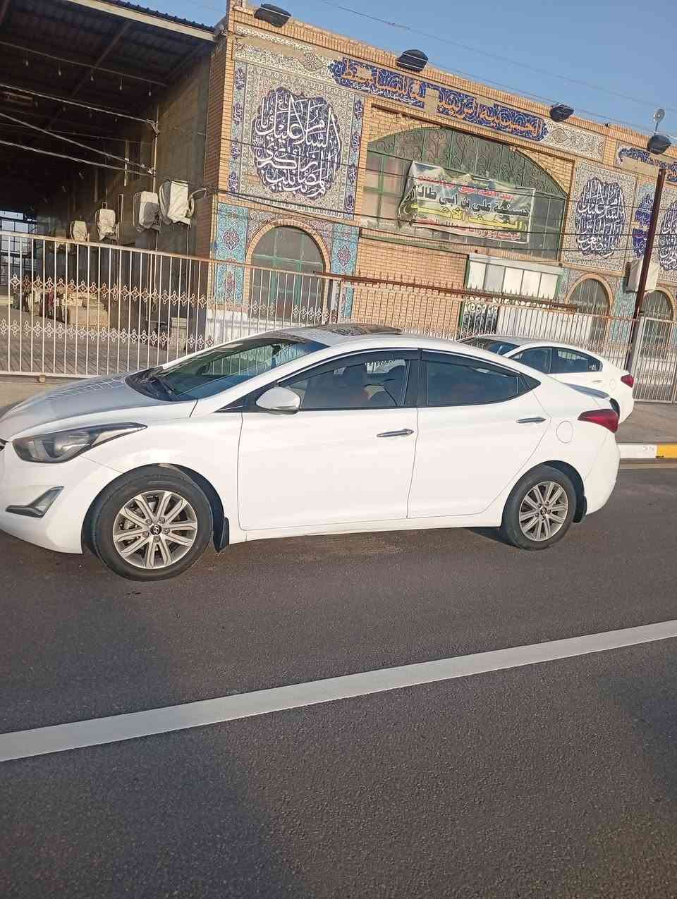 سلام عليكم النترا 15خليجي بيهه باب مبدل وشويه صبغ شربين ***********للاستفسار
