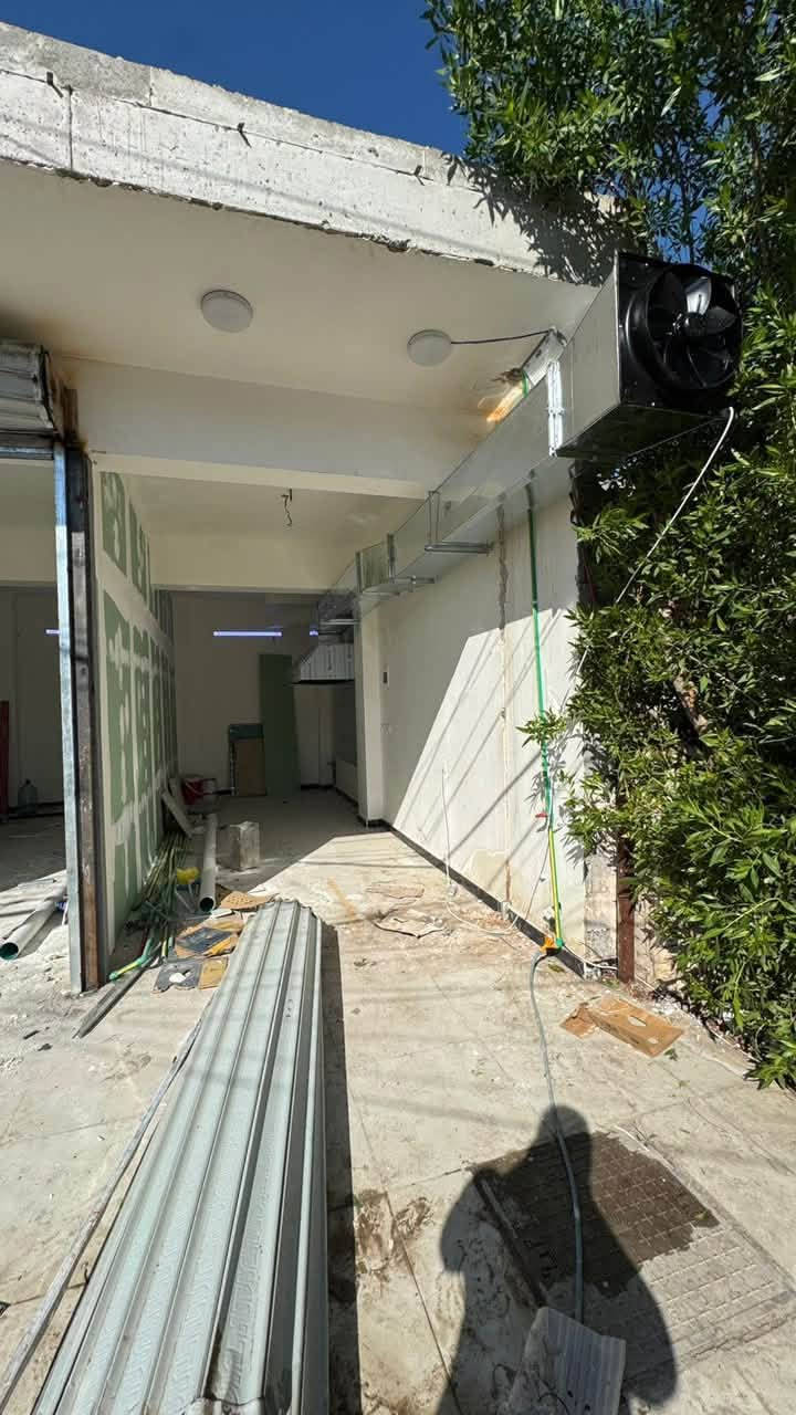 للبيع دكت ساحبة مال مطعم بعدها جديدة استعمال قليل السعر 600 الف
مكاني بغداد السيدية 
***********
