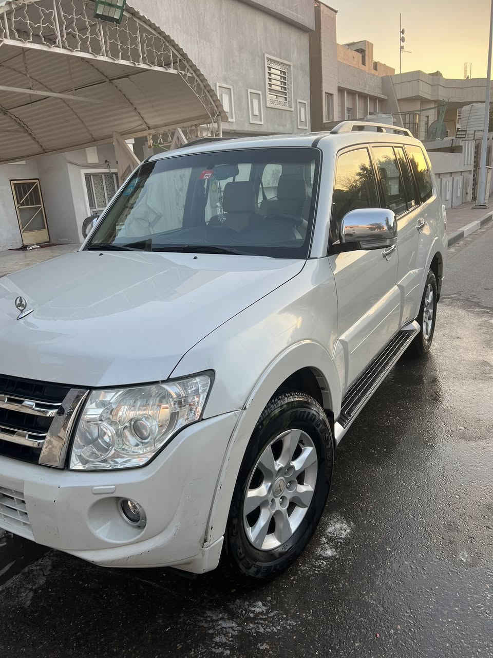 باجيرو حبتور 2014 خليجي رقم بصرة انكليزي بأسمي
مواصفات فول 
السعر 165 ومجال بسيط للشراي عنوان بصرة مناوي باشا. 
***********
