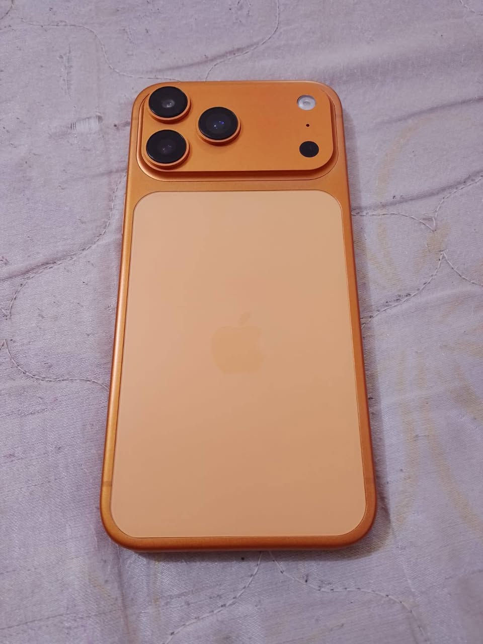 ايفون اماراتي مو كوبي السعر 150الف وبيه مجال اخو الجديد مكان نجف شارع المطار ***********
