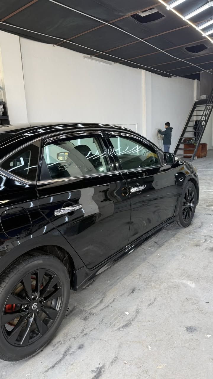 نيسان سنترا للبيع موديل 2017 رقم اربيل سنويا هزه جديده. 2027
ضرر صندوك فقط 
ماشيه 116 
كشنات تدفى 
سقف ستلايت 
تشغيل بصمه. 
السعر 117 
عليها غرامات. 200$ 
مكان سياره بدهوك 
***********
***********
