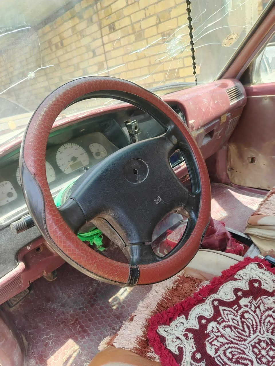 سلام عليكم خوان سياره البيع دير 2006
بيع مستعجل *********** السعر خاص
