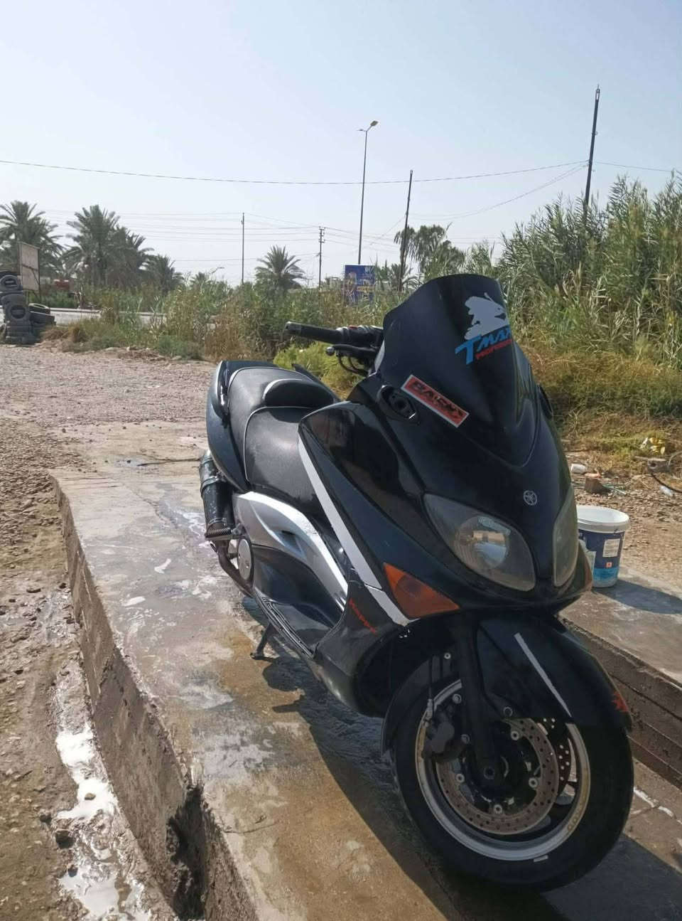 سلام عليكم دراجه تي ماكس للبيع دراجه مكفوله كفاله عامه مكينته ناعمه تخبل ما مفتوحه عله وضع الشركه ممشاه 36 الف دراجه جديد واحله من الصور أوراق كامله كهربائيات كله شغاله نكره بكل وقت شلعه ومعدله 180 وزايد العنوان حله الرقم *********** السعر 19 ونص وبيه مجال
