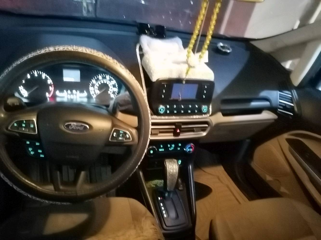 سياره فورد ايكو سبورت حادثها خلفي وارد أمريكي وكاله باسمي ماشيه 95 مكانها دورة رقم دهوك لونها اسود للاستفسار ع رقم متواجده ع واتساب 