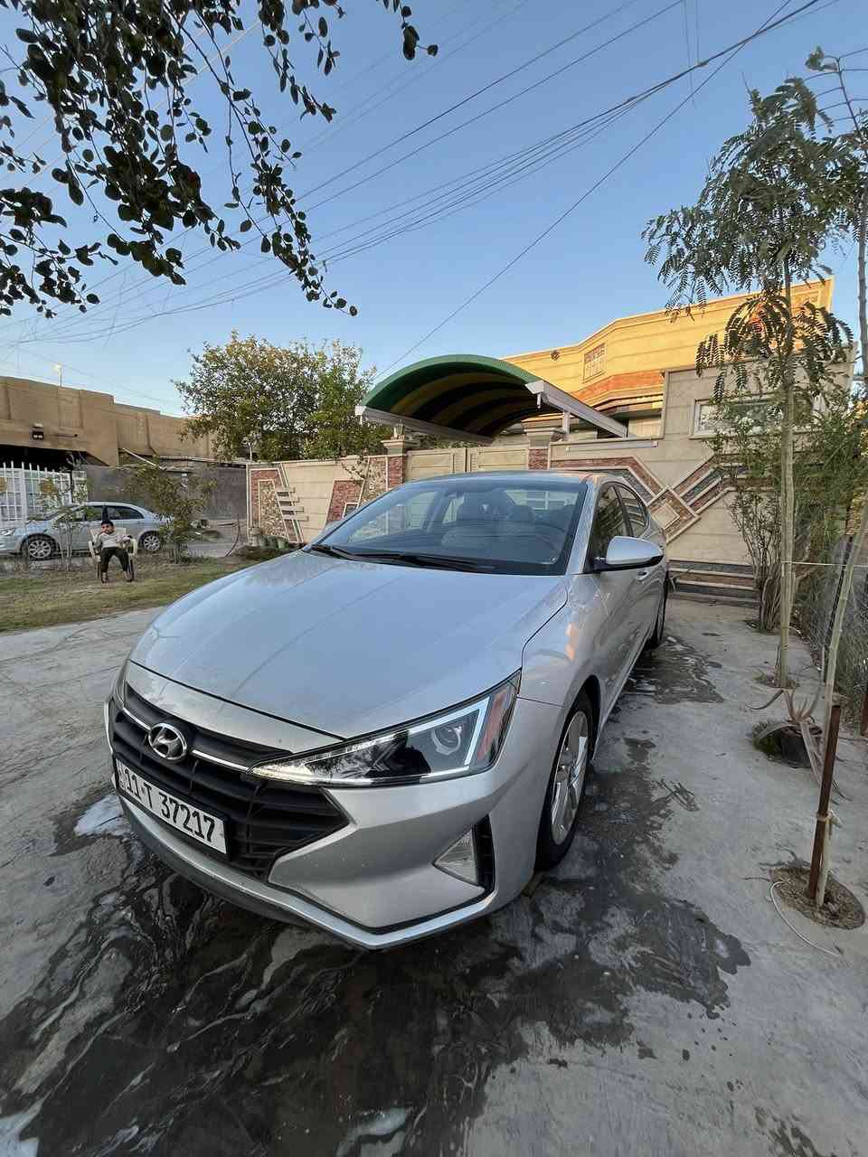 السلام عليكم
النترا 2019 رقم بغداد انكليزي سنويه لل2030 تحويل ثاني يوم ضررها طخه بل بنيد بدون ايرباك السياره كلها ليبل واحد  مكينه كير كفاله تجي وتفحص سعرها 145 وبيها مجال بصيط حك الجيه مكاني بابل محاويل ***********
