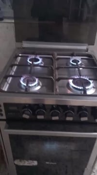 طباخ مصري حديث شغال    فرنه فوك جوهة مابي أي ضرر  سعر 75  مكان مدينه ا...