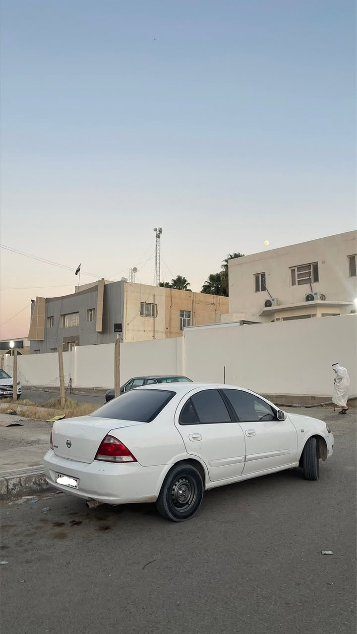 السلام عليكم
‼️مكلف بالنشر‼️
✅سيارة صني كوري للبيع✅
✅مثل ماموضح بسونار قطعتين صبغ وتعديلات بسيطة
✅محرك مكفول
✅كير مكفول
✅السيارة حلوة كاعدة 
✅تبريد ثلج
✅صدر مكفول جديد
✅السعر $90 وبيها مجال حك الجية
✅الرقم ***********
