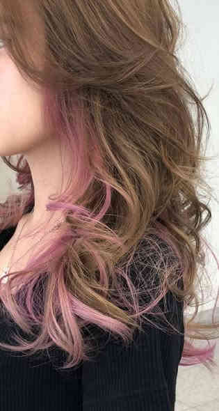 اهلا وسهلا زبوناتنا الجميلات رضائكم هو غايتنا ولتكوني مميزه 🎀
اسعارناً مناسباً 📍✨
حفافة 5
شمع للوجه  8
بديكير 10 مع املاح طبيعية 
الماكير 20
سحب لون شعر قصير 20 واسط 25 فما فوق حسب طول الشعر
صبغ شعر قصير جدا 15 المتن 25 الوسط 35 الطويل حسب طول الشعر 
ميش كثيف قصير 25 فما فوق حسب طول الشعر
تسريح الشعر يخلي شعرج سرح حسب طول الشعر 
قص 5 اي قصه 
معالج لترميم وتغذية الشعر القصير 30 فما فوق حسب طول الشعر
اهلا وسهلا بلجميع 
مركز ألين للتجميل
العنوان//كربلاء حي الرباب قرب سيد سماعيل 
الحجز //***********
***********
