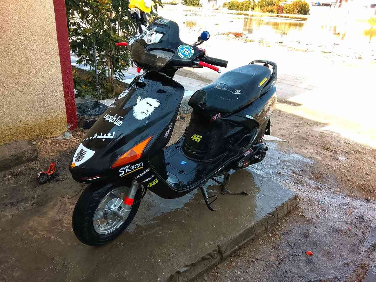 سلام عليكم اخوان دراجه فراشه اللبيع موديل 2005 مكينه مامفتوحه كهربائيات كله شغاله الدراجه ماعيزه شي السعر 550اتصال على هاذه الرقم ***********)
