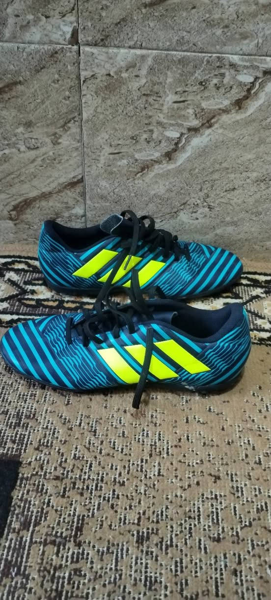 حله سياحي ***********
باله اصلي شرط النضافه👍👍
سعر القطعه ب٤٠ توصيل موجود
