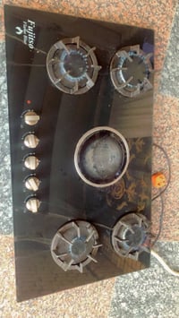 طباخ منضدي • ٤ عيون • غاز وكهرباء