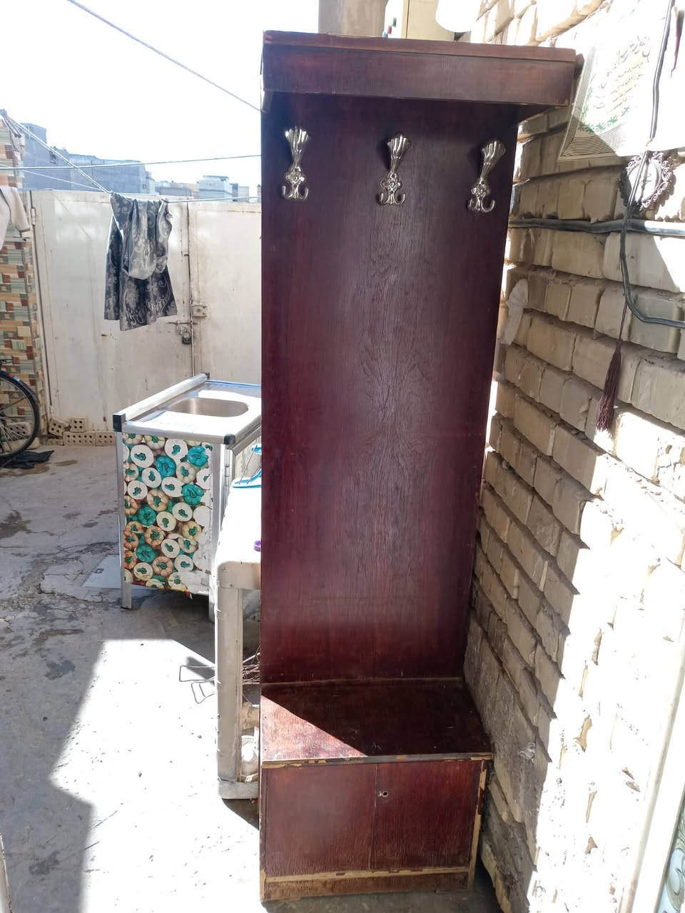 سلام عليكم اخوان جميع لي بصور موجودات وكلمن  وسعرة ستفسار علا هذا رقم *********** اتصل علا رقم
