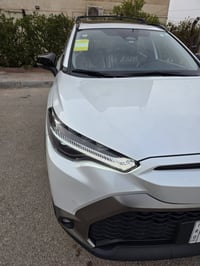 كورولا هايبرد فرونت لاندر فول s موديل 2025 محرك 2000 رقم بغداد بأسمي س...