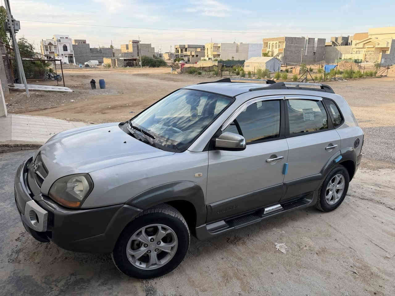 السلام عليكم
الحلال للبيع نقد فقط بدون اقساط وعده
توسان ٢٠٠٩ خليجي كوري محرك ٢٠٠٠
كير محرك شرط مكفوله 
تبريد تدفئه صدر تايرات كلها شرط 
بدون اي نقص السياره
السياره مكفوله من الصبغ والتبديل شرط
بيها مكانين بارد بسيط
رقم صلاح الدين الماني تحويل مباشر
السعر ١١٥ وبيها مجال جدآ بسيط
مكاني تكريت 
‭٠٧٧٢ ٩٦٨ ٥٢٤٢
